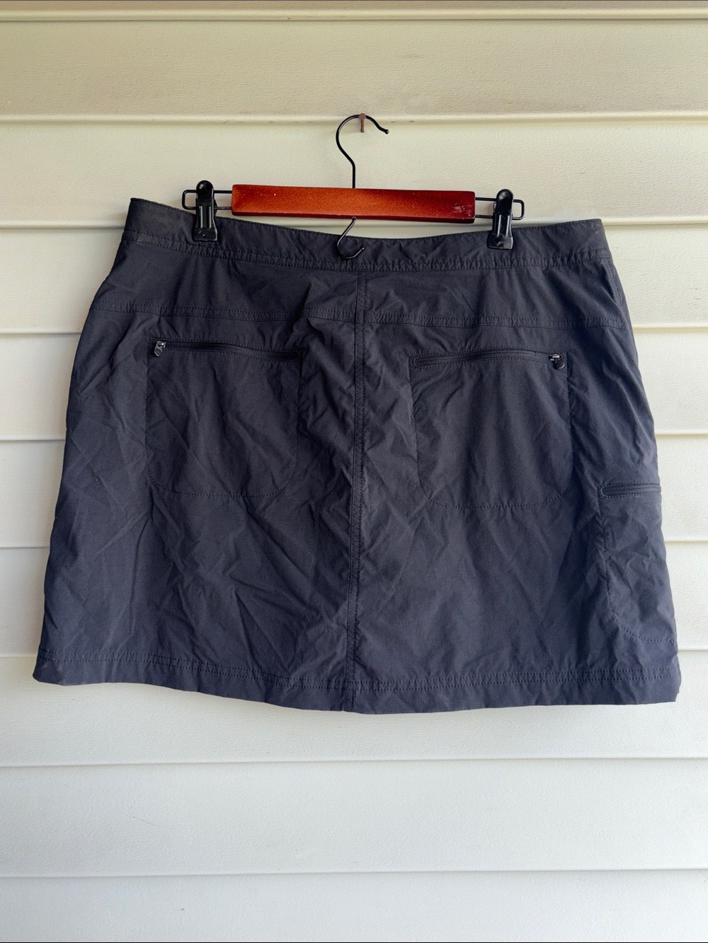 L.L. Bean deep charcoal gray skirt.  Size 14. - Picture 3 of 5